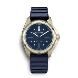 LM01 Type D Acier PVD Or et cadran Bleu