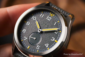 Vario 1945 D12 Shadow Grey Field Watch